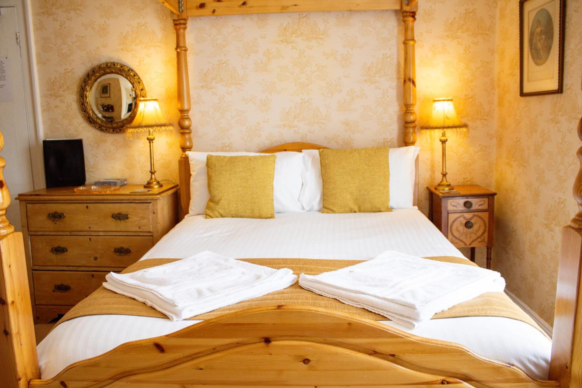 לינטון St Vincent Guest House מראה חיצוני תמונה