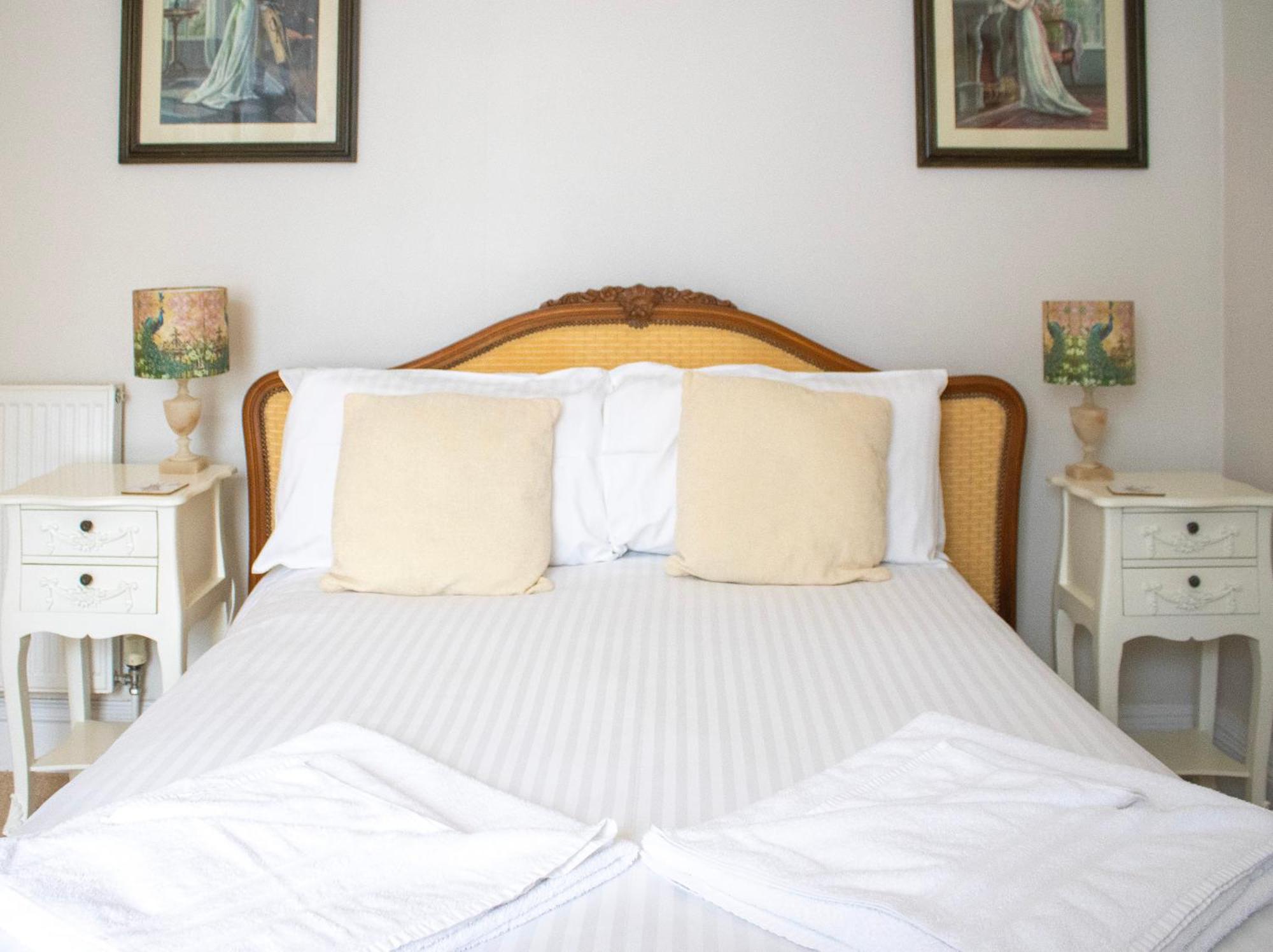 לינטון St Vincent Guest House מראה חיצוני תמונה