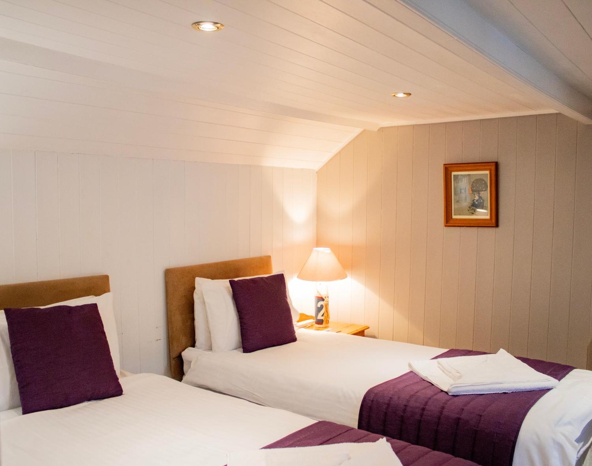 לינטון St Vincent Guest House מראה חיצוני תמונה